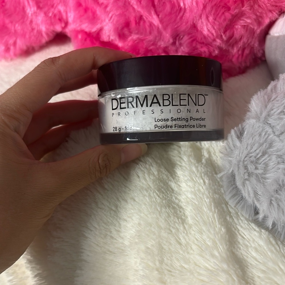 Dermablend Professional Loose Setting Powder in White